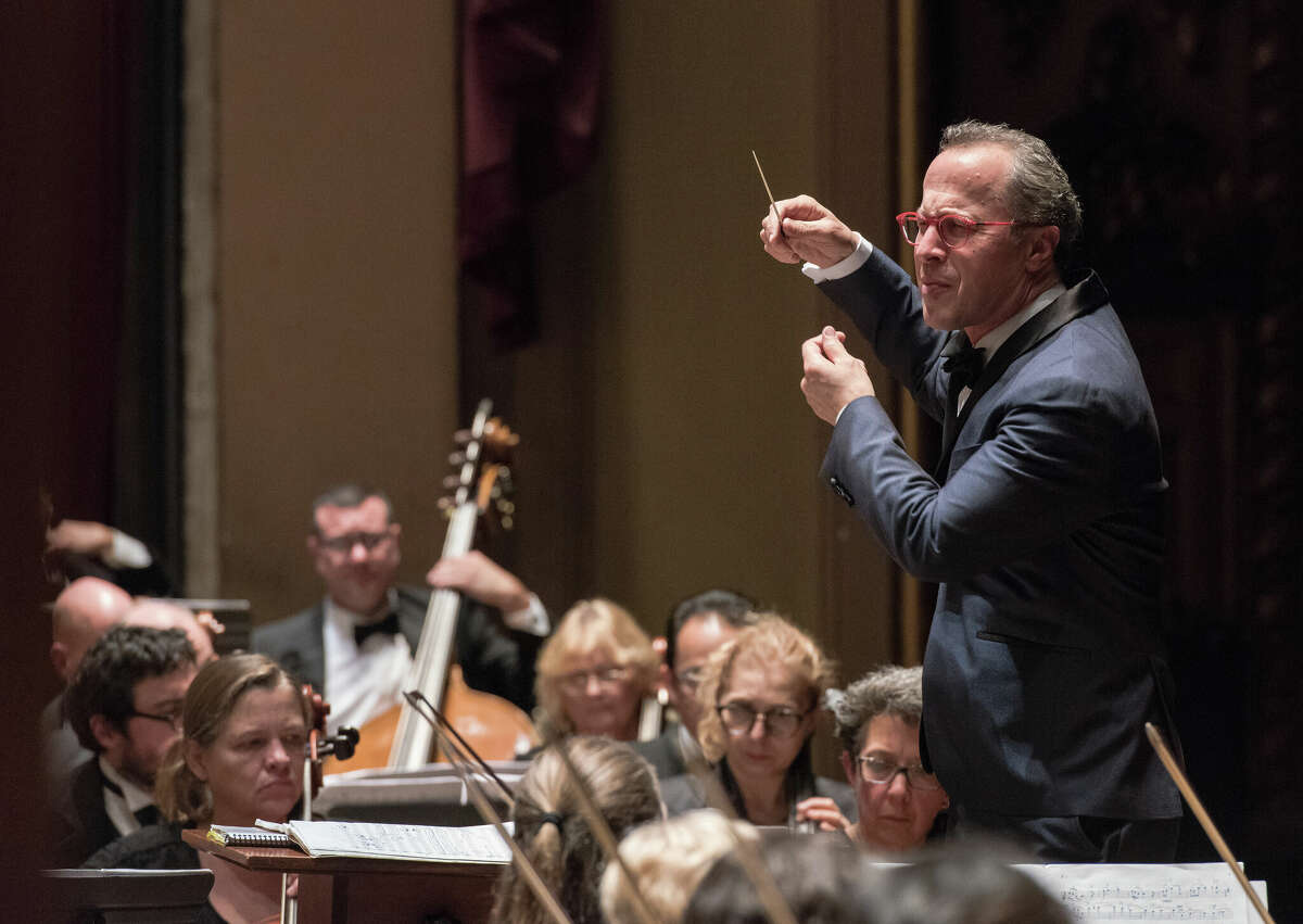 Albany Symphony director David Alan Miller conducting. (Photo: Gary Gold)