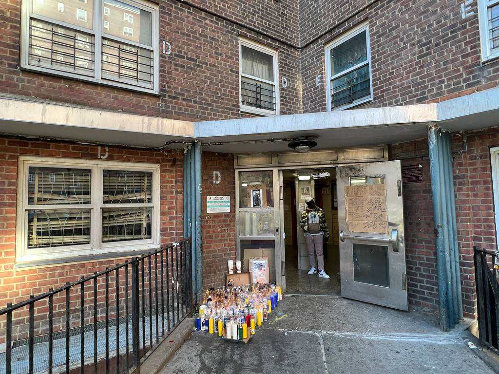 Memorial for victim in Harlem shooting outside building on W. 131st St.