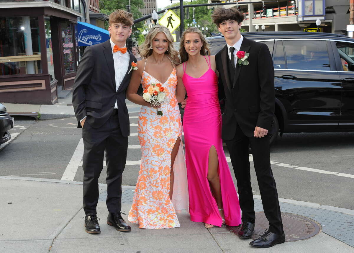 Were you Seen at the Shaker Junior Prom held June 3, 2023, at The Kenmore Ballroom in Albany, N.Y?