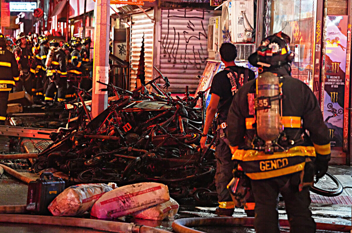 Deadly Chinatown blaze sparked by lithium ion-batteries at e-bike shop riddled with violations: FDNY