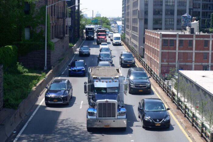 trucks on BQE