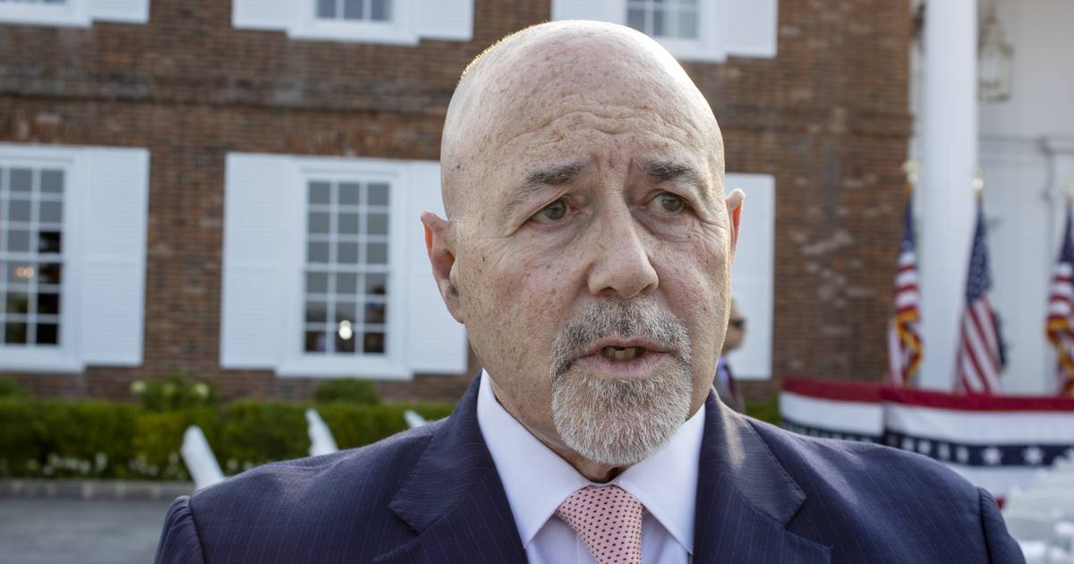 Former NYPD commissioner Bernard Kerik’s accused of strong-arming Staten Island man over defective PPE lawsuit