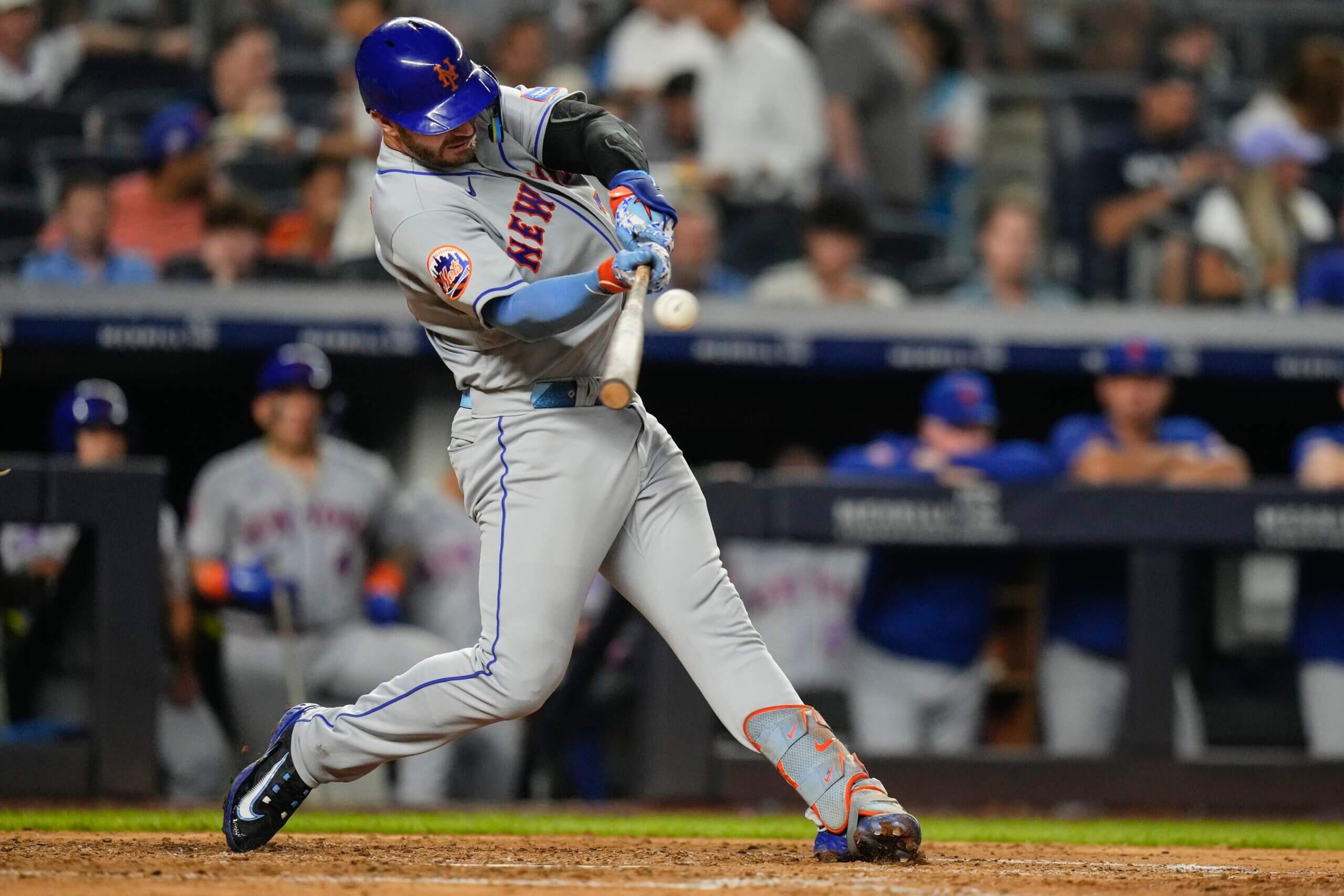 Pete Alonso Mets Yankees