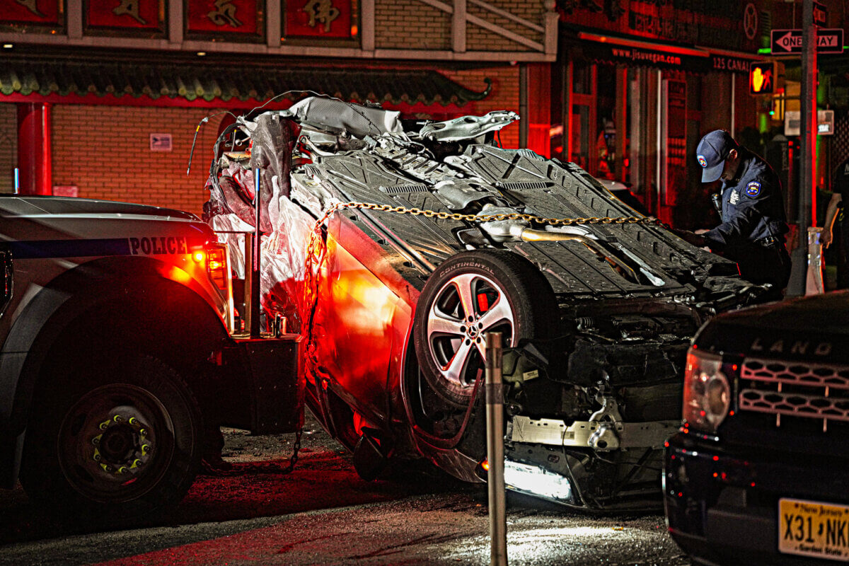 14 injured, one arrested after 10-car pile-up just off Manhattan Bridge