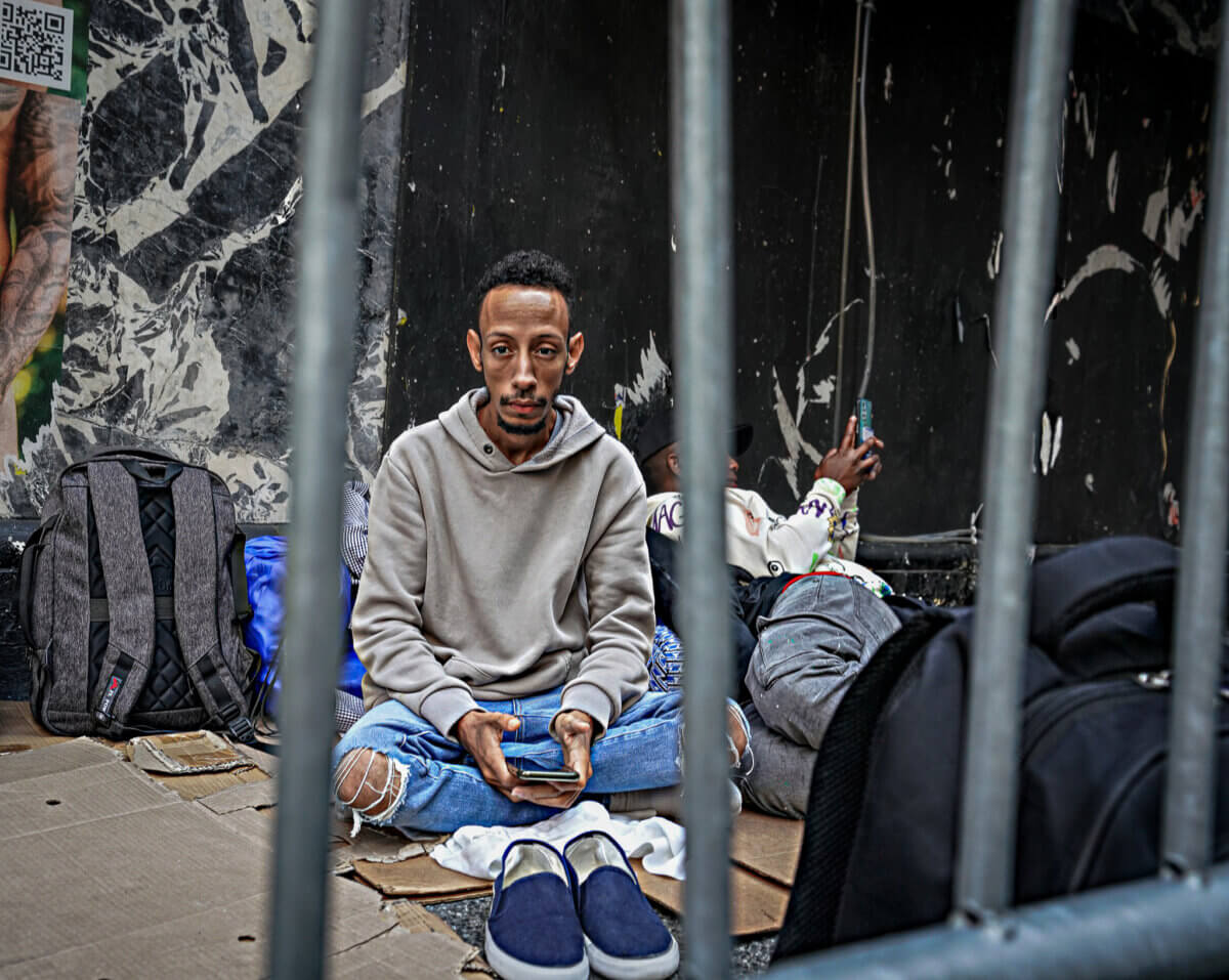 Heartbreak Hotel: Migrants continue to sleep outside Midtown’s Roosevelt Hotel as shelter struggle continues