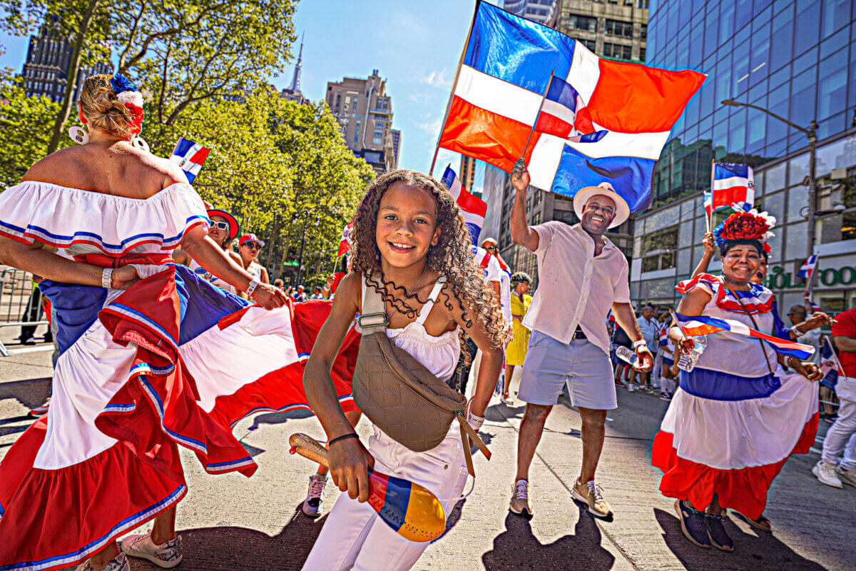 ¿Qué lo que?: Thousands line Midtown to celebrate Dominican Day Parade, including Caribbean nation’s president