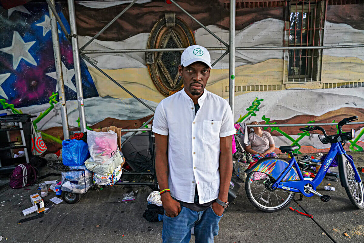 Nomads of New York: Formerly homeless man helps unhoused Lower East Side individuals avoid losing everything in street sweeps