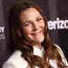 Drew Barrymore to restart her talk show amid strikes, drawing heated criticism