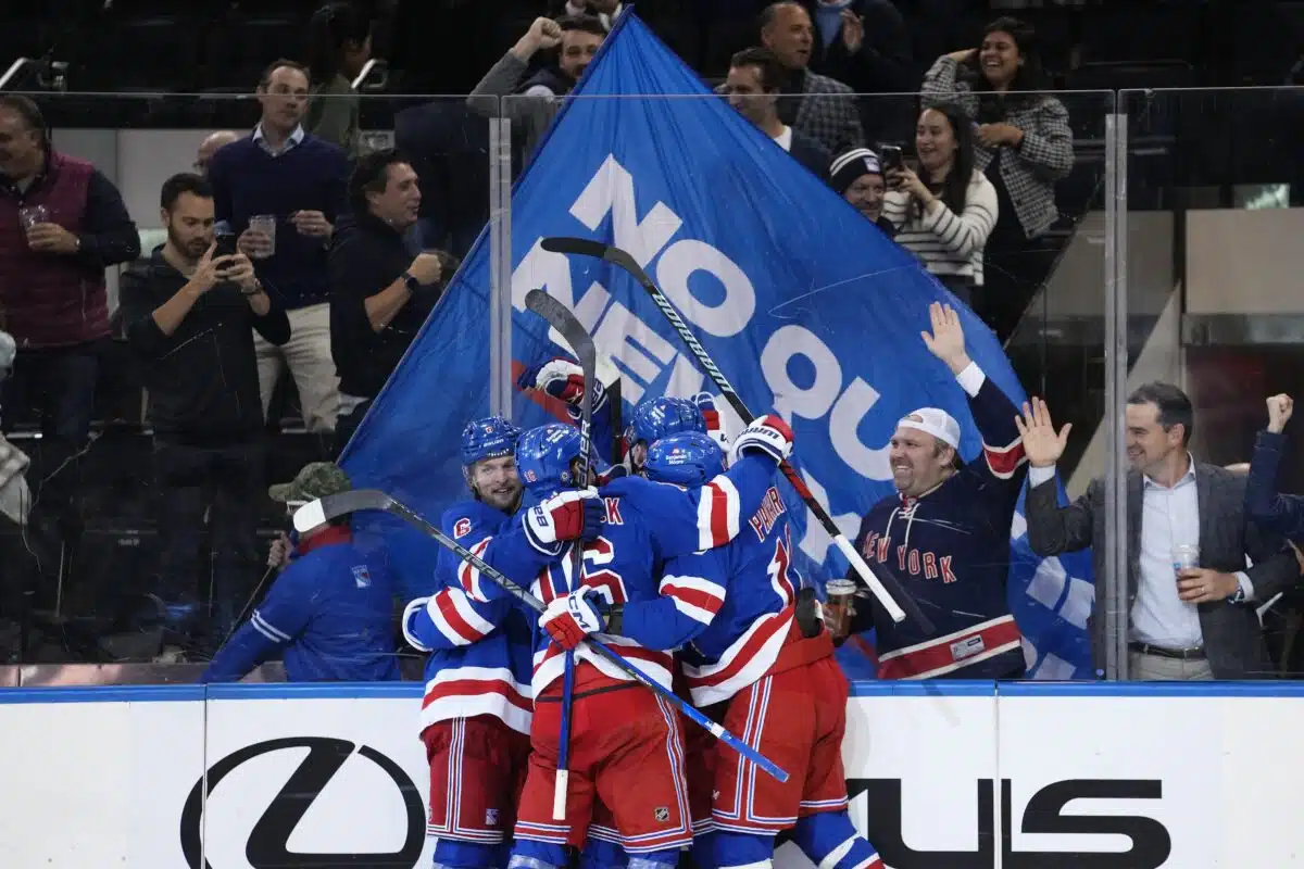 Rangers continue hot start, beat Wild 4-1