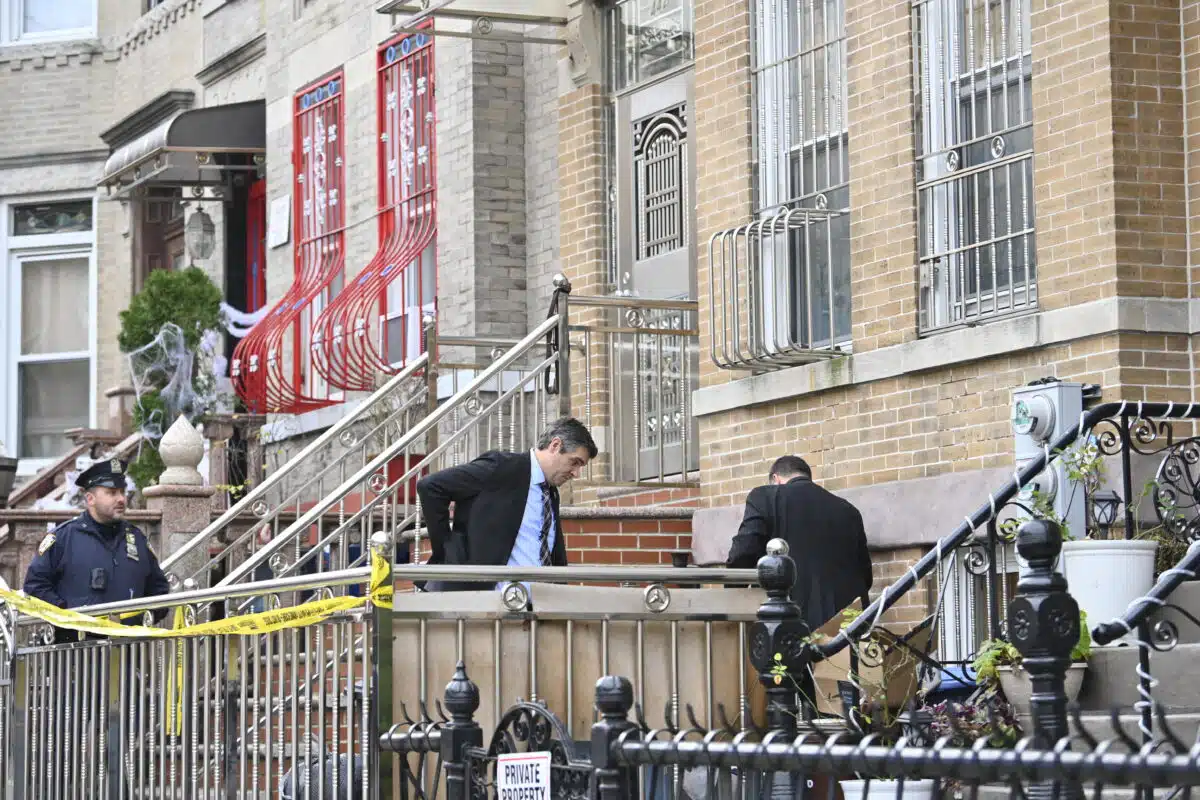 Brooklyn crime scene where woman was stabbed