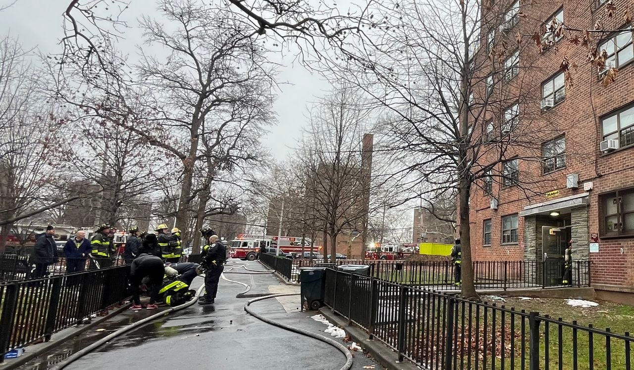 Scenes from the Jan. 24 fire in Mariners Harbor