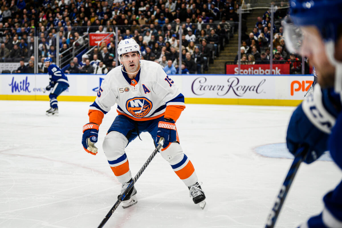 Cal Clutterbuck Islanders