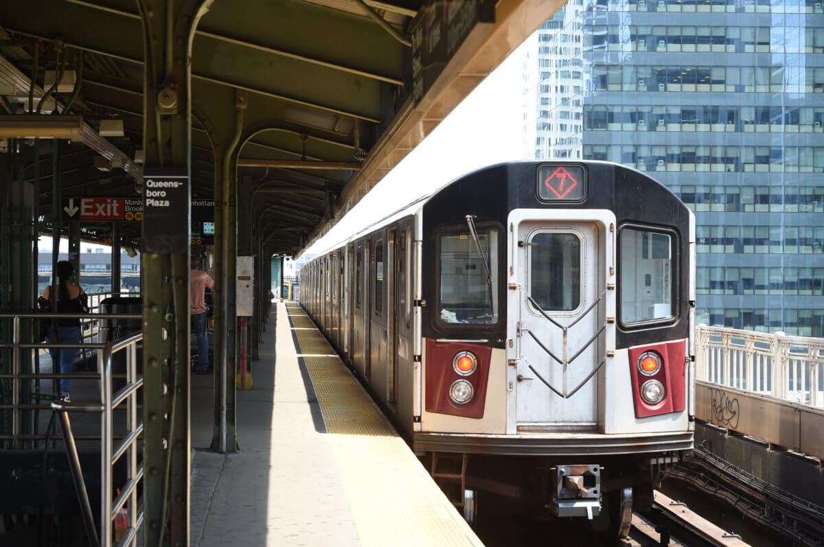 Subway service changes: Ongoing Queens station upgrades to impact several lines on March weekends