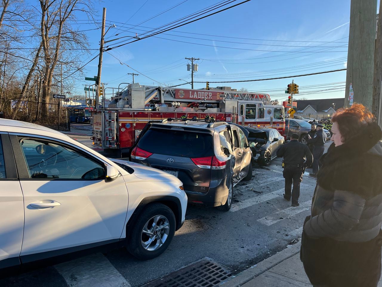 Crash on Hylan Boulevard in Grasmere