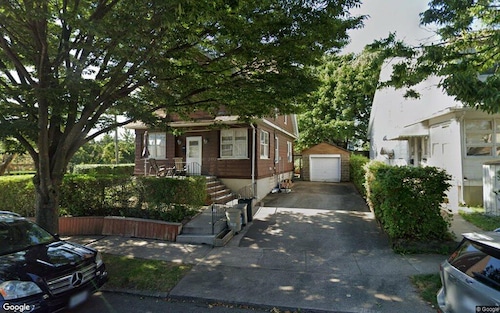 86 Ross Avenue, Staten Island, NY