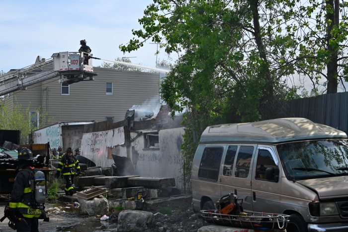 fire in east new york the hole