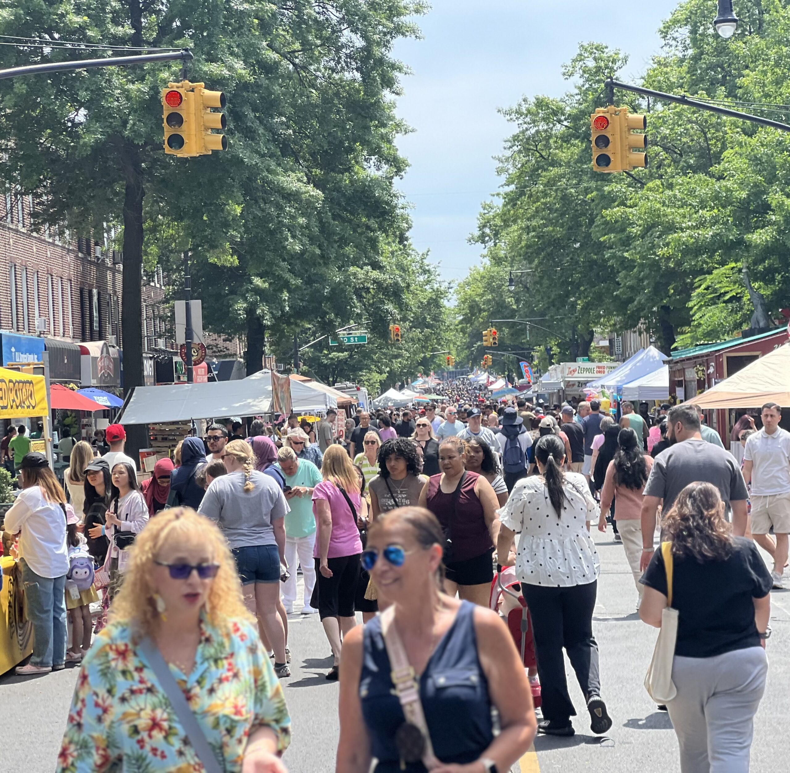 Sponsored by the Bay Ridge Fifth Avenue Business Improvement District, Sunday’s Fifth Avenue festival ran from 69th to 85th streets.