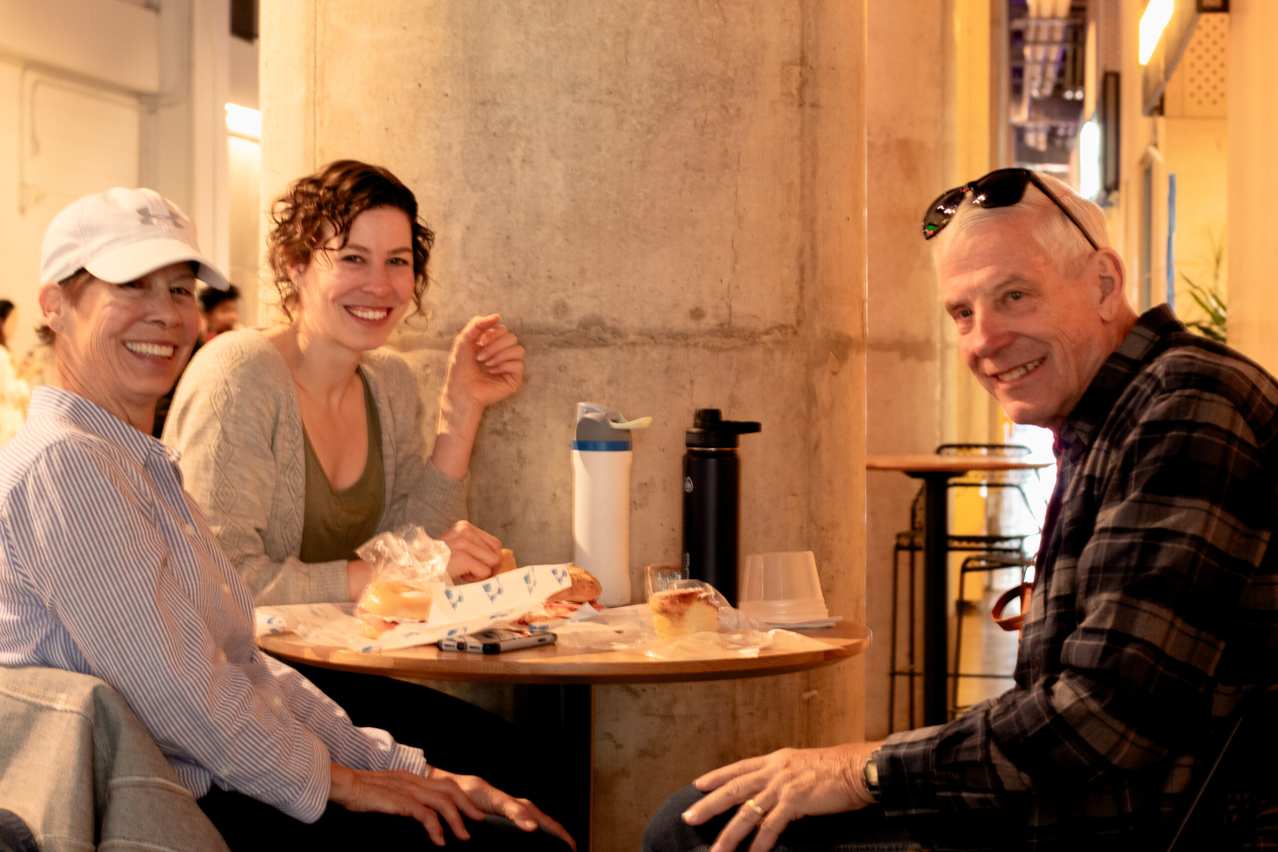 Guests enjoy their meal. Photo by Avery Loftis