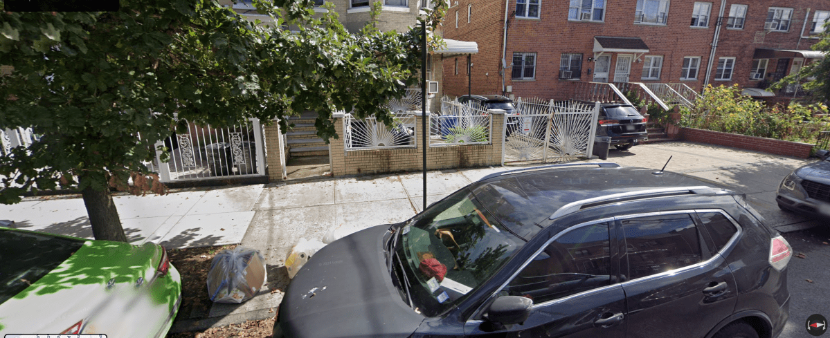 houses on a Brooklyn street